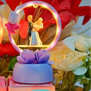 Romantic Dancing Couple LED Showpiece – Elegant 12cm Decorative Light